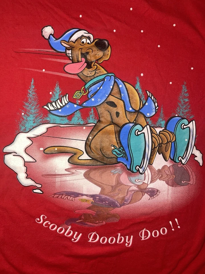 Camiseta De Colección Cartoon Network Scooby Doo Unisex XL Larga Duerme Roja Patinaje sobre Hielo Foto 3 de 4