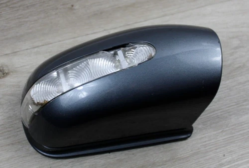 03-06 MERCEDES BENZ W211 E320 E350 PASSENGER RIGHT EXTERIOR MIRROR COVER SIGNAL