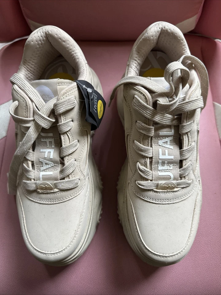 Tênis Buffalo London preto plataforma - Feminino UE 40/EUA 9 - Imagem 2 de 4