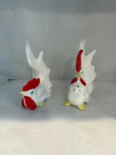 Vintage Artmark Salt and Pepper Shakers. Rooster and Hen, Hand Painted