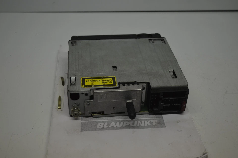 Blaupunkt Queens MP56 CD Radio Autoradio MP3 Farbdisplay Retro Topmodel - Bild 2 von 3