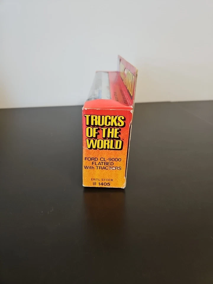Ertl Ford CL-9000 Semi, 2 Ford TW-20 Tractors Trucks of the World Hong Kong - Image 2 of 4
