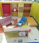 VTG Barbie ORIG DREAM HOUSE Cardboard w/ FURNITURE & ACCESSORIES 1962