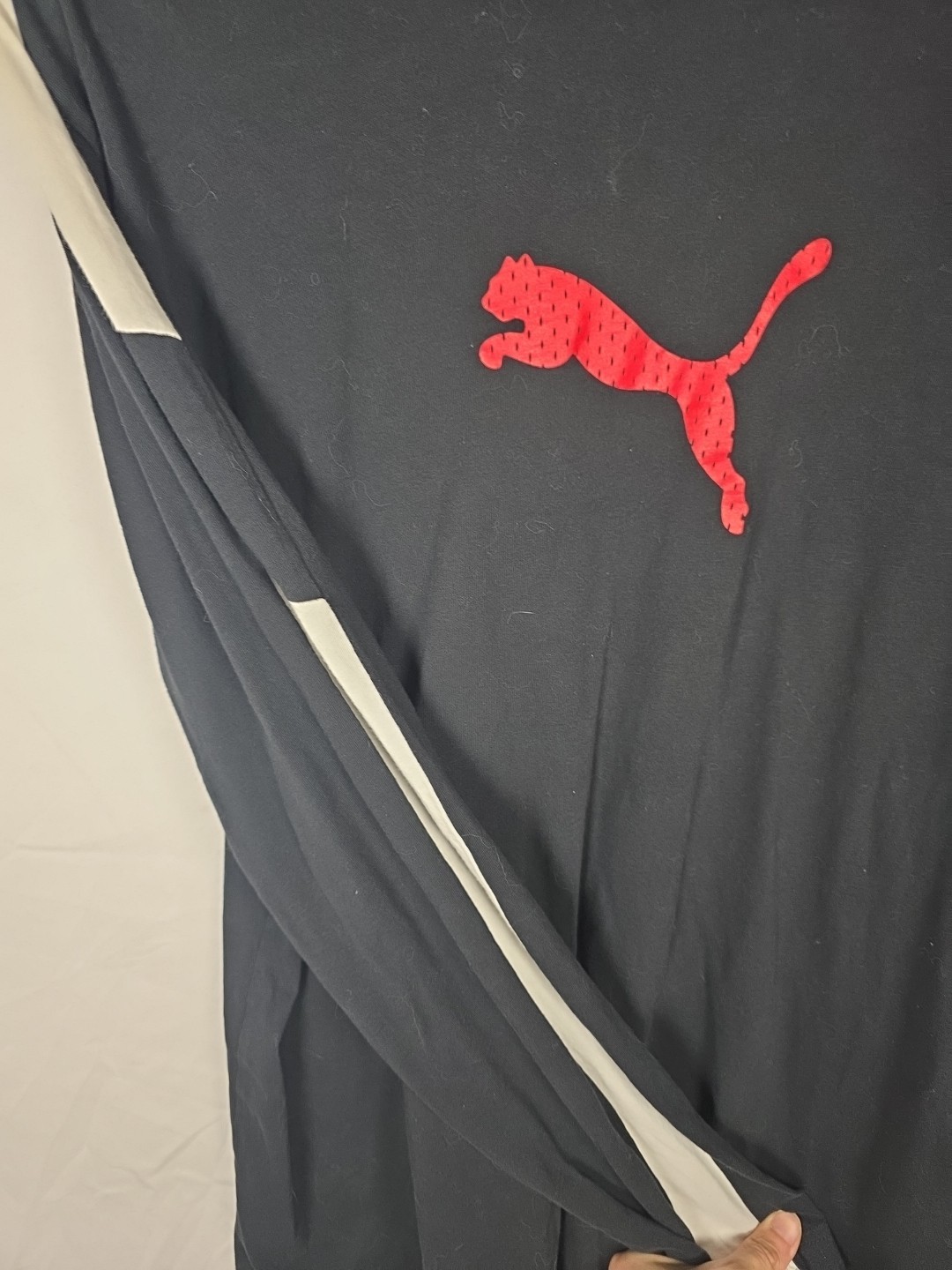 Puma shirt mens Large Active Long Sleeve Logo Graphic Athletic Black/Red/White thumbnail 7