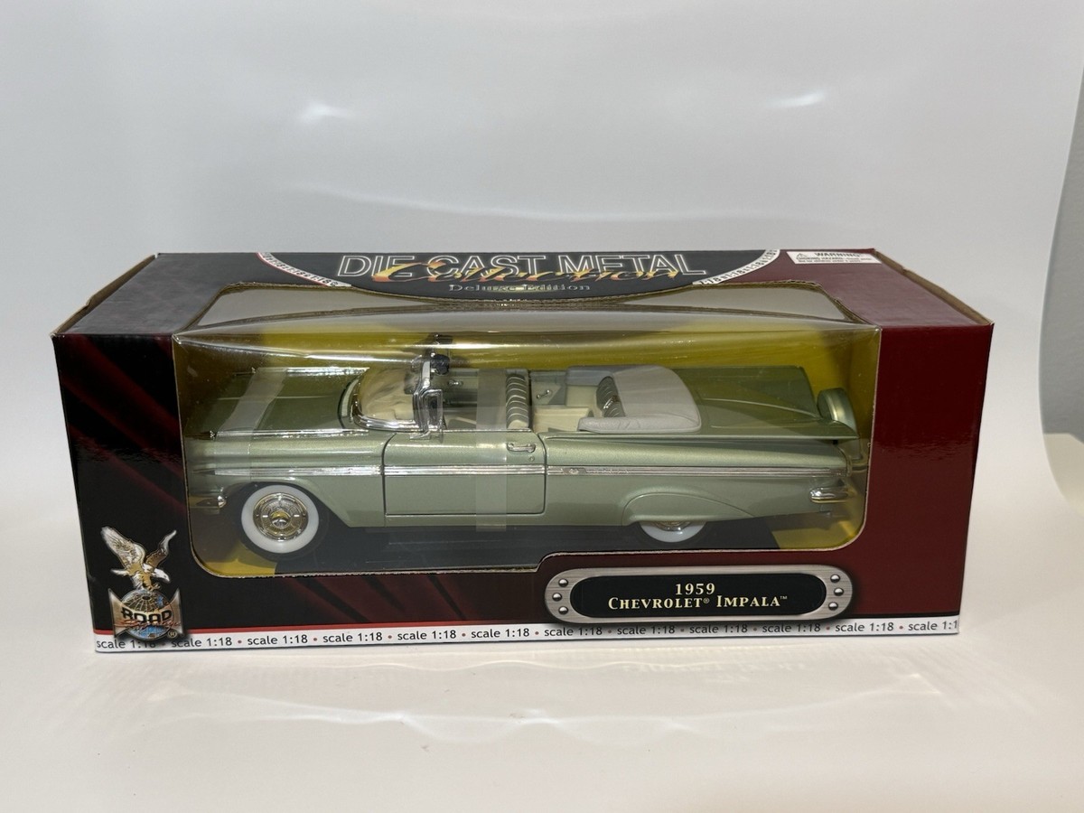 Road Signature 1959 Chevrolet Impala Convertible - Green 1:18