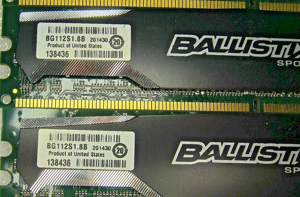 8GB (4x 2GB) Crucial BLS2G2D80EBS1S00.16FH PC2-6400U DDR2 800MHz 1.8v RAM - Image 2 of 4