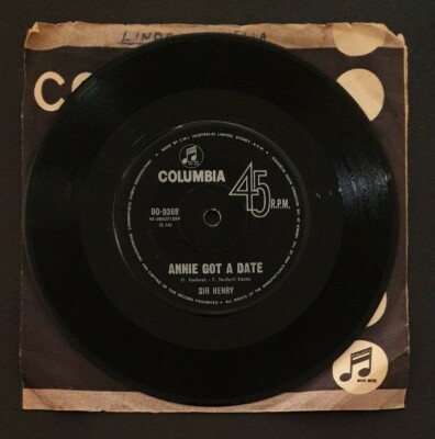 SIR HENRY AND HIS BUTLERS - 'Annie Got A Date - Camp' 7'' Vinyl Single Record