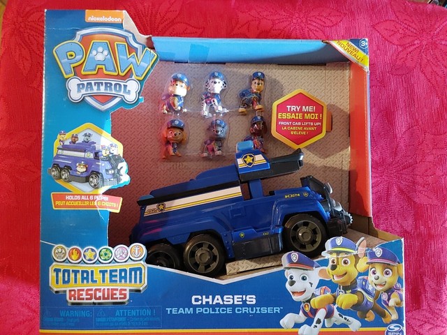 paw patrol police cruiser with 6 pups
