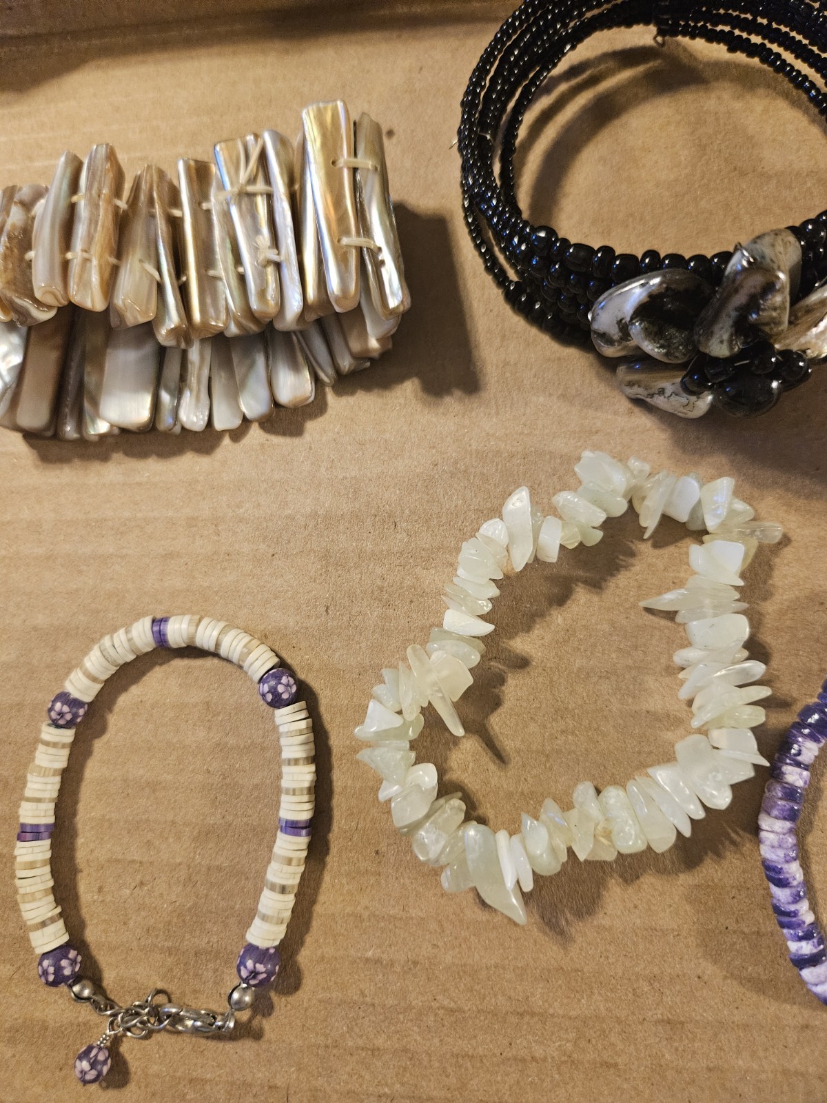 Lot 6 Piece Shell Bracelets Assorted Bundle - image 2