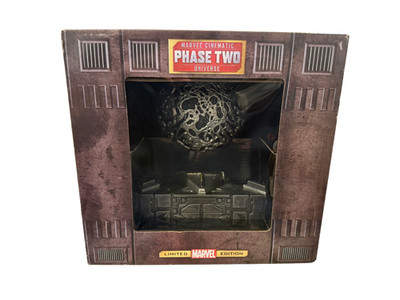 Marvel Cinematic Universe - Phase 2 Ltd Ed. Collector s Set - Pre-own