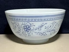 Vintage PYREX BRITTANY BLUE 1-1/2 Quart Floral Vines Mixing Bowl 478-B Made USA