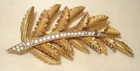 Vntg Art Signed Gold Tone Rhinestone Leaf Tree Branch Costume Jewelry Brooch Pin