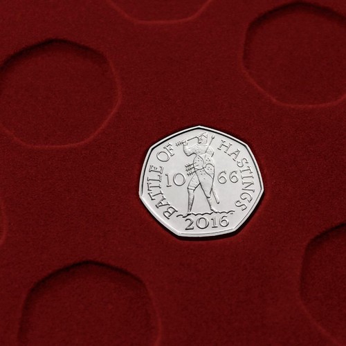 New SCHULZ COIN Collection Red or Black TRAY- 40 Circle Compartments / 50p PENCE - Picture 9 of 16