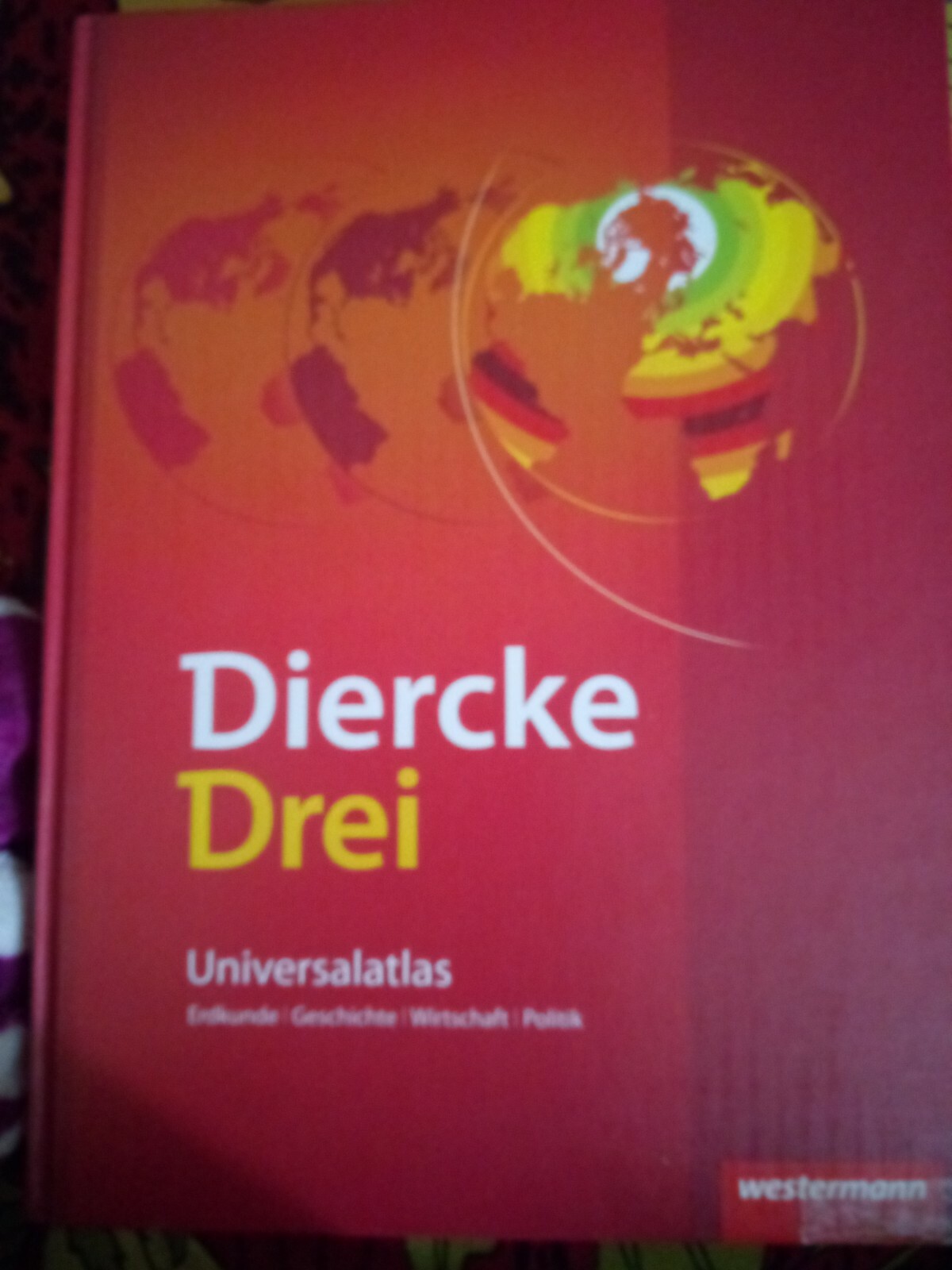 Thumbnail - Diercke Drei. Universalatlas. Ausgabe 2009 (2009, Mixed Media Product)