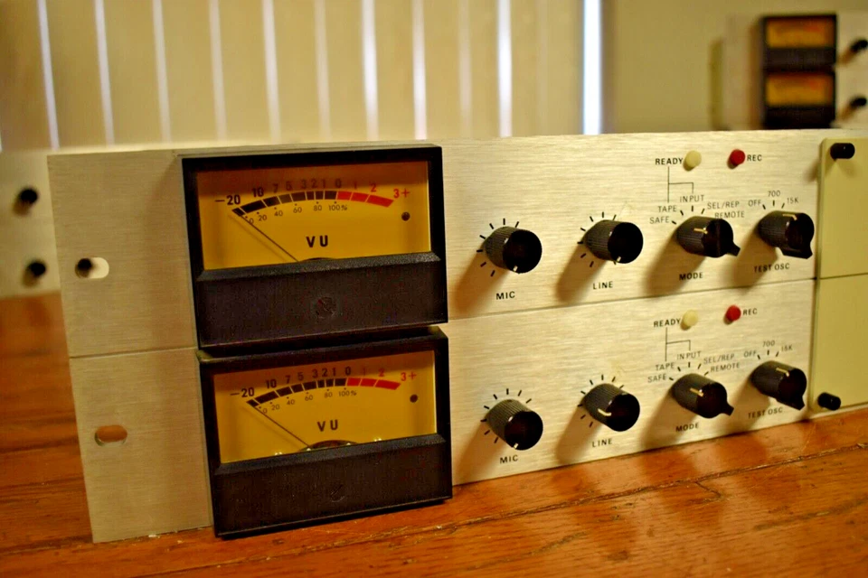 Otari MX7300 2 Kanal Vintage Mikrofon Analog Vorverstärker - Bild 4 von 4