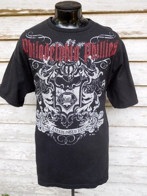 black phillies t shirt