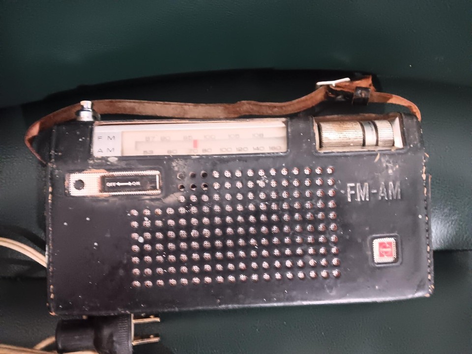 Vintage 1960's Panasonic Am/Fm Transistor Radio Model RF– 800 Silver ...