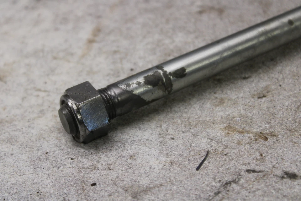 Kawasaki KZ650 D SR 1978 basculante trasero perno suspensión eje J3-7220, m² Foto 3 de 4