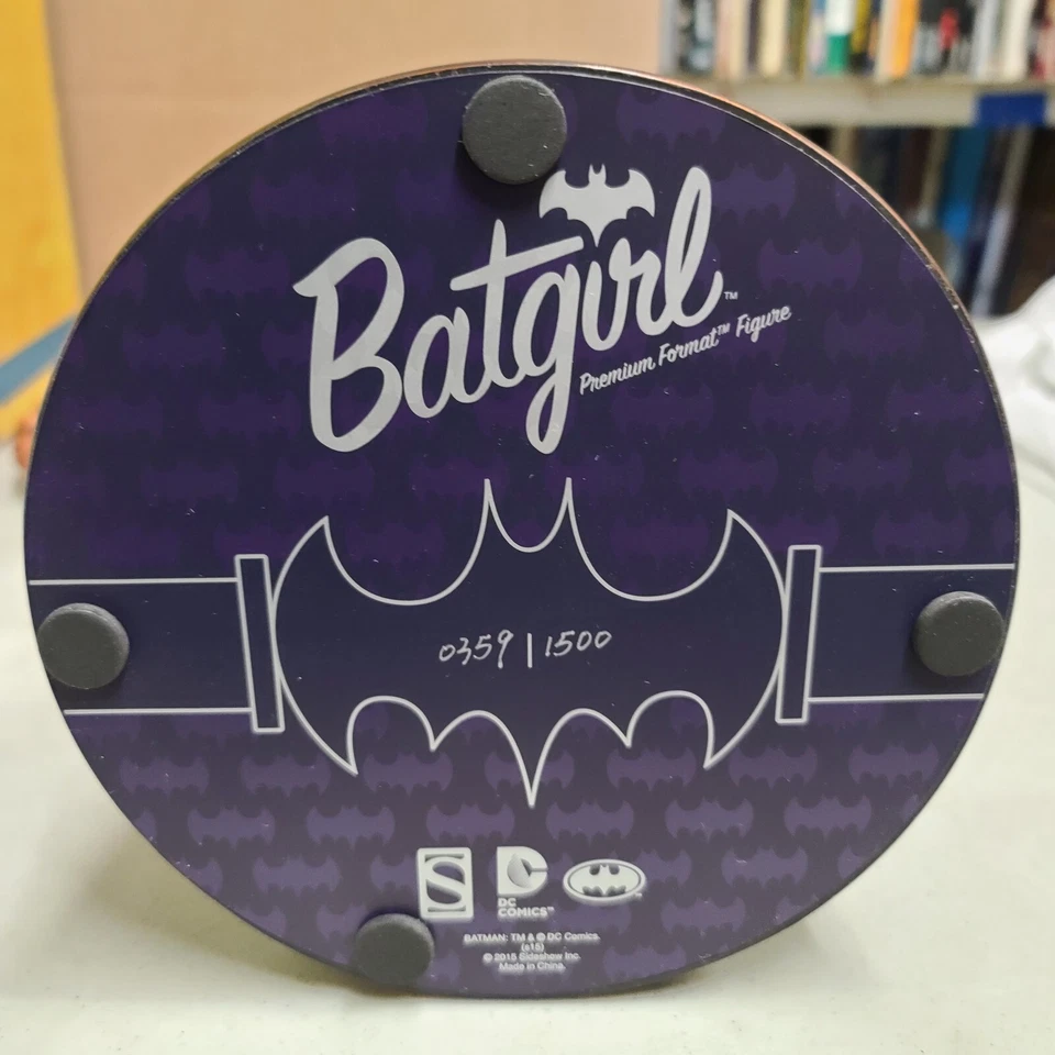 Figura Batgirl Sideshow Collectibles Formato Premium Exclusiva 0359/1500 Foto 4 de 4