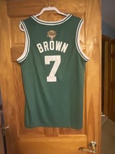 Ultimate Boston Celtics Collector and Super Fan Gift Guide 39