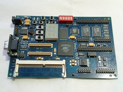 Altera Excalibur Nios FPGA Entwicklungsboard NUR APEX EP20K200E