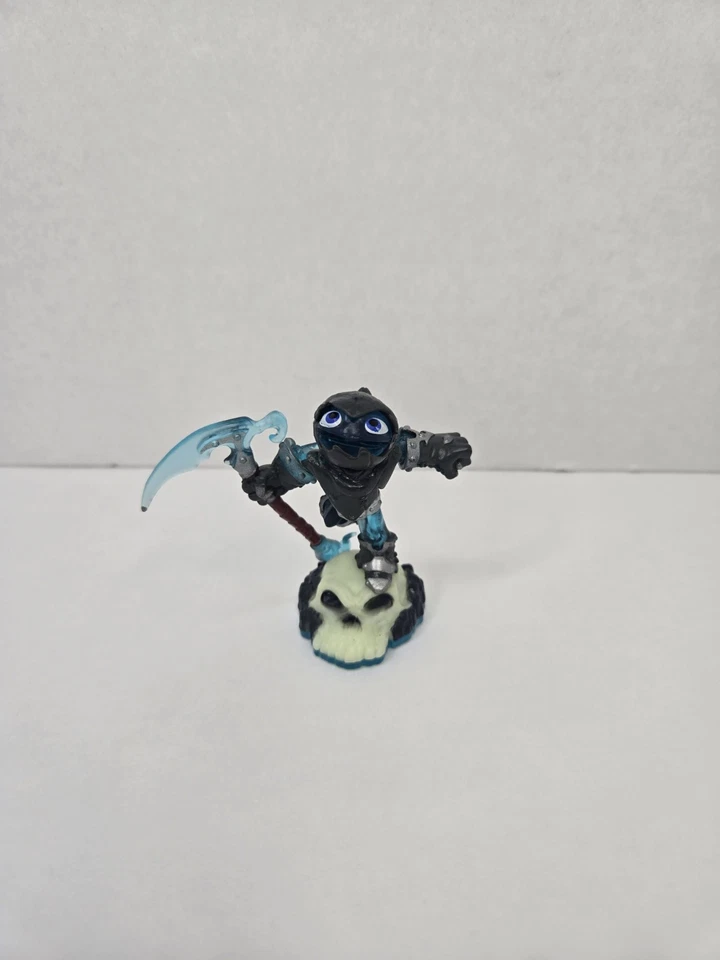 Skylanders Swap Force Undead Lightcore Grim Creeper 2013 Foto 2 de 4