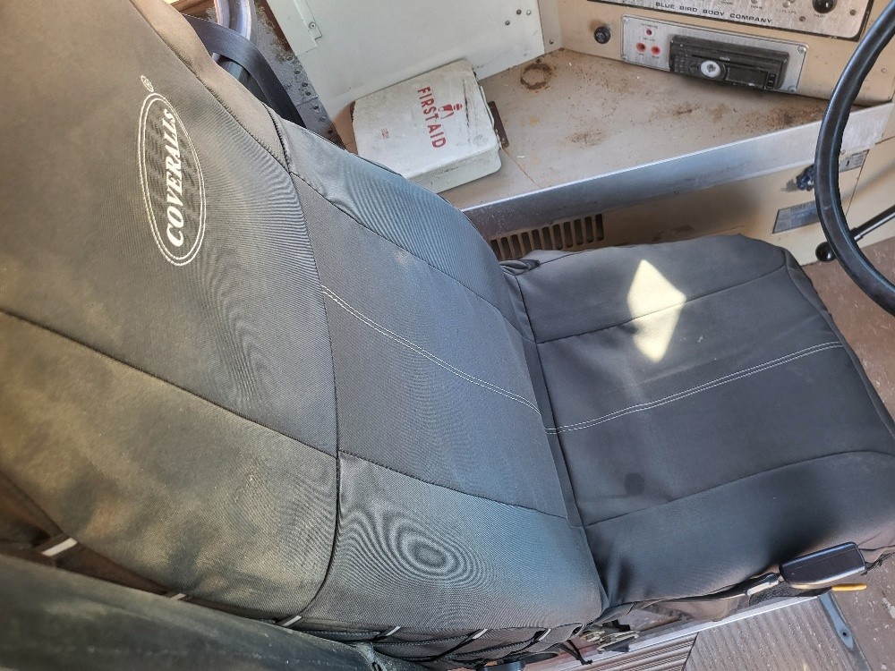 1994 BLUEBIRD/INTERNATIONAL SCHOOL BUS DT-466 NO CDL REQUIRED