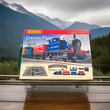 HORNBY - The Devon Flyer - 00 Gauge Model Railway Train Set Boxed. (R1121)