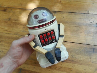 tomy robot 80s