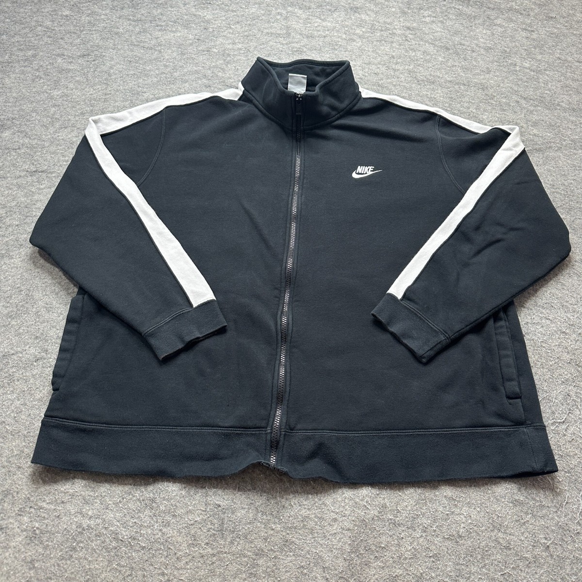 NIKE - ナイキ　ジップアップジャケット　美品 Nike Sportswear Track Jacket Men 2XL XXL Black White