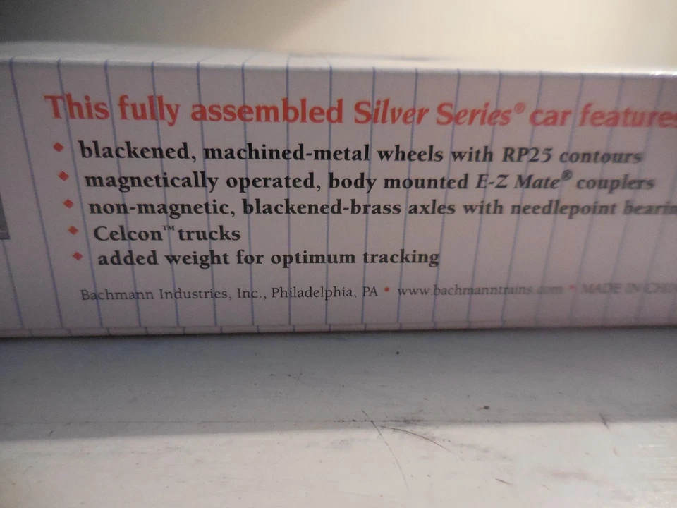 Bachmann HO RTR #16149 250 Ton Crane Cars and Boom Tender Silver Series - Image 3 of 3