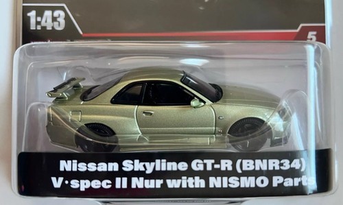 Hot Wheels Nissan Skyline GT-R BNR34 V•spec Nur con ricambi NISMO 2024 1:43 nuovo - Foto 3 di 8