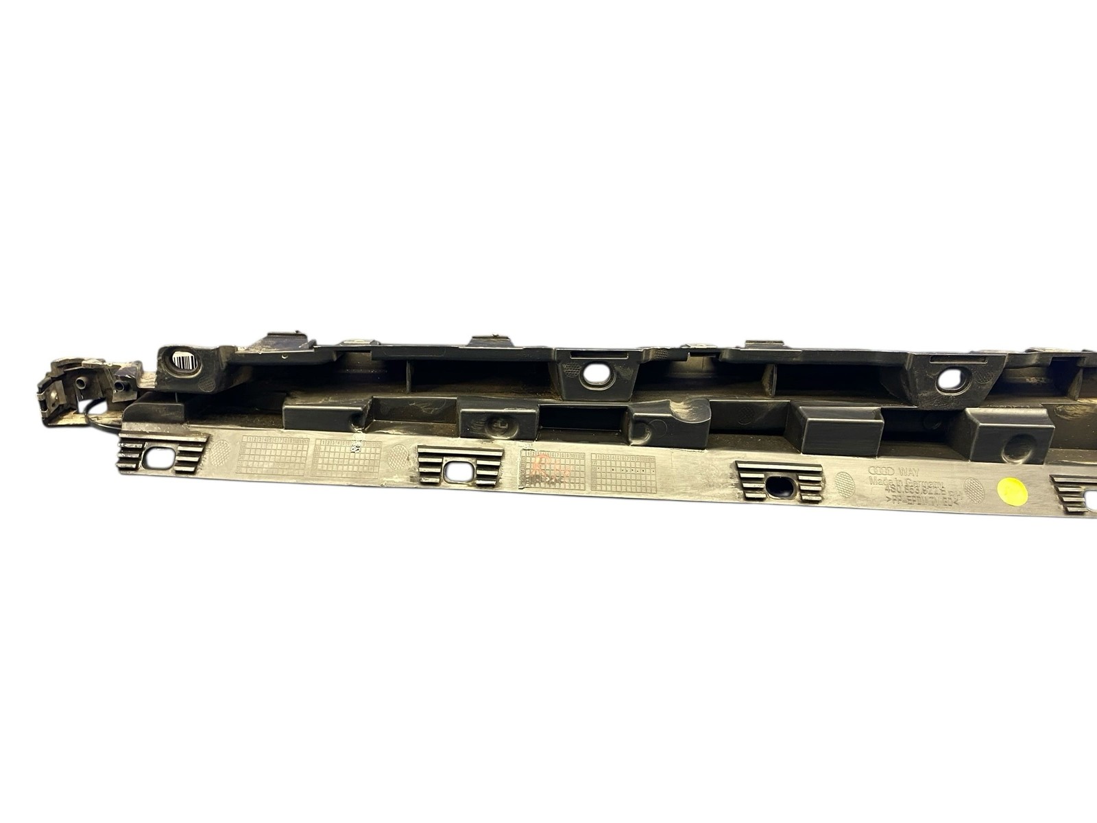 2017-2023 Audi R8 Right Side Rocker Panel Support Mount Bracket 4S0853922B Oem