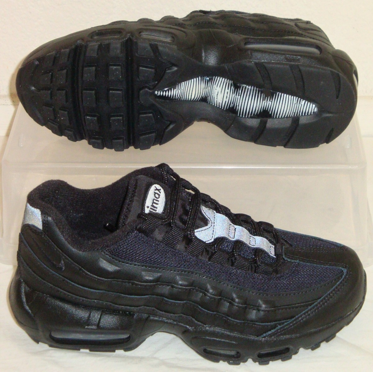 靴 Nike Air Max 95 US 7 New Nike Air Max 95 GS All Black Youth US Size 7Y UK 6 EUR