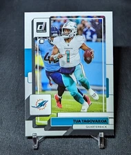 Tua Tagovailoa 2022 Donruss Football Base Card #125 Miami Dolphins 