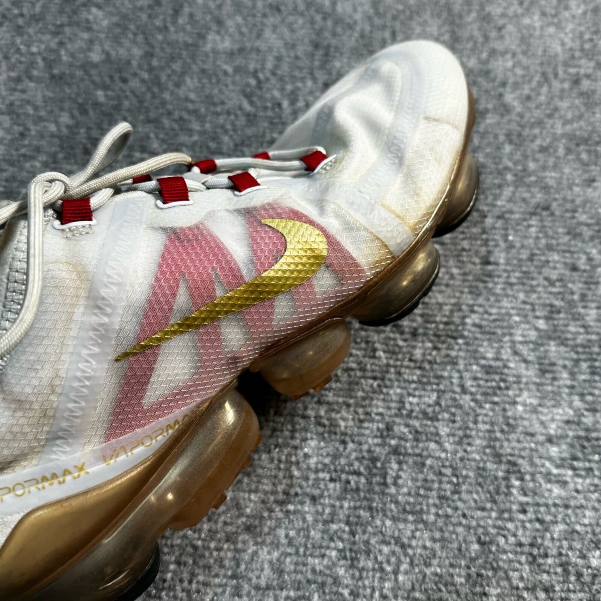 Nike Shoes Men 10.5 Gold White VaporMax 2019 Chinese New Year 