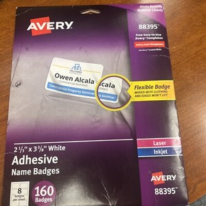 Avery Adhesive Name Badges, 2-1/3" x 3-3/8", 160 Badges