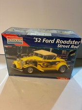 MONOGRAM '32 FORD ROADSTER MODEL