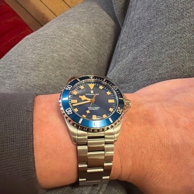 Steinhart Ocean 39 Marine Blue Gnomon Exclusive Automatic Swiss Made Divers
