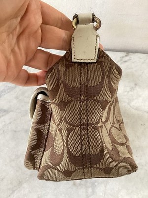 バッグ Coach Legacy body bag 00s bag y2k Brown Y2K coach legacy mini bag – Lucky's Vintage