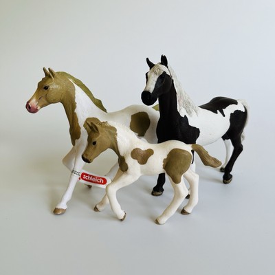 Schleich Pferde bemalen Pinto Familie Wallach aus Fohlen Modellpferd Spielzeug Figuren
