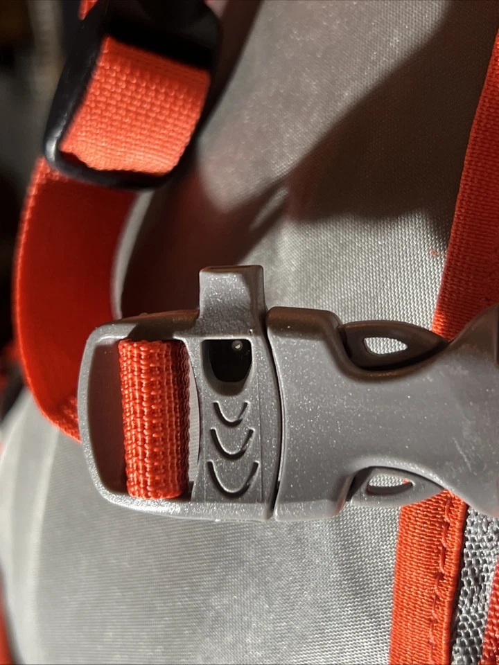 REI Co-Op Flash 18 Backpack Orange, Lightweight Hiking Daypack - See Photos - Image 4 of 4