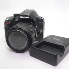 Nikon D3200 Camera & Lens outfit DSLR W/ Charger battery & Card Excellent TESTED