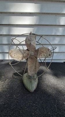 VINTAGE / ANTIQUE 1940's - 1950's ERA SILEX HANDY BREEZE FAN - MODEL 3362H