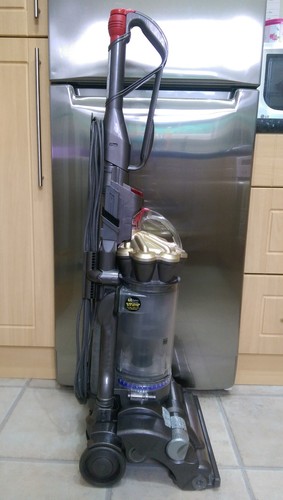 Dyson DC27 Animal 1 Year Warranty Refurbished Upright Vacuum Cleaner - Picture 5 of 8