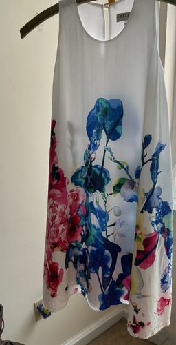 Helena  White Flowers Sumer Tunic Dress 10 - Picture 5 of 10