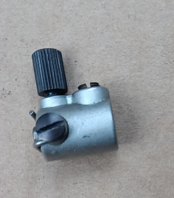 PFAF 1222 Sewing Machine Needle Clamp, Pfaff #93-040784-91