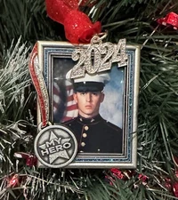 2025 United States 🇺🇸 Military Hero Christmas Tree Ornament Duchin New