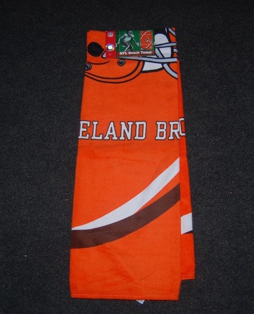 CLEVELAND BROWNS NFL FOOTBALL SPIRAL BATH BEACH TOWEL
