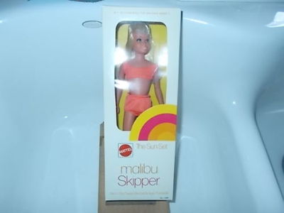 Malibu Barbie ブラジリアン水着 Brand-Sunbali Vintage SUN LOVIN Malibu Barbie Doll Mattel 1067 In Orig Box